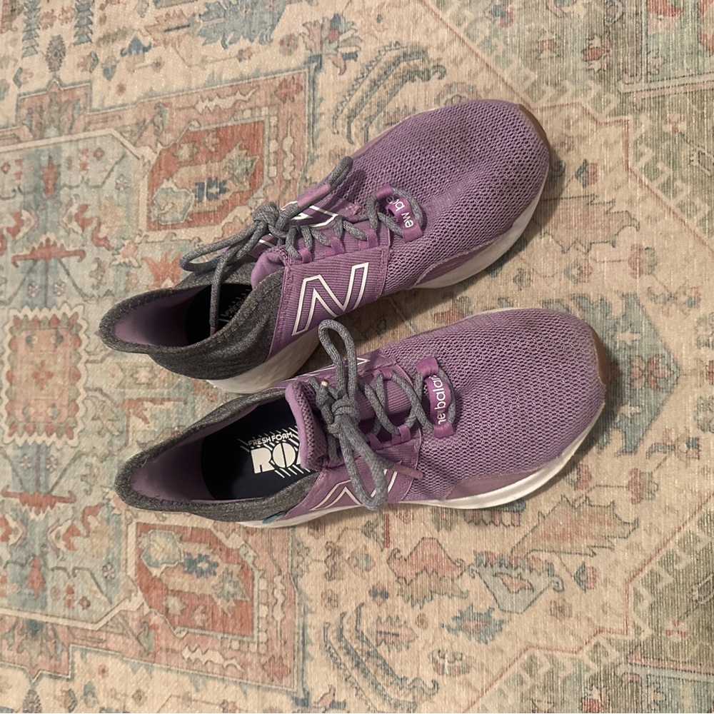 6.5 New Balance shoes